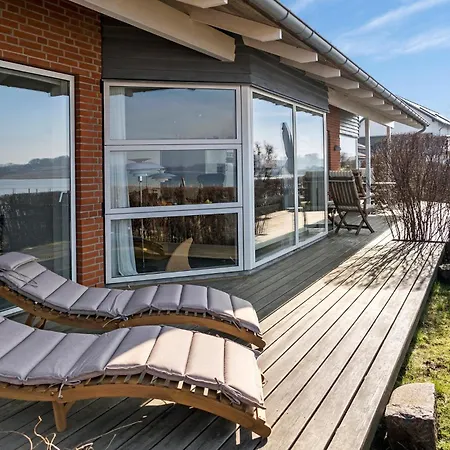 3 Bedroom Gorgeous In *